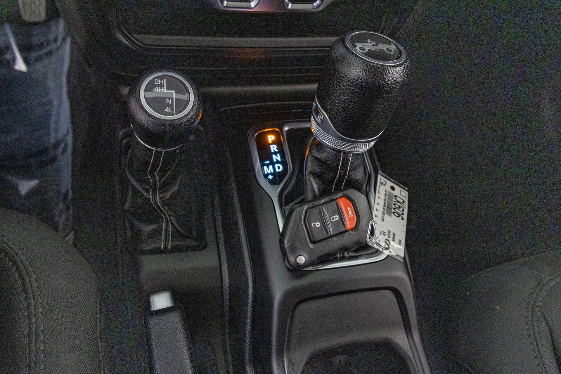 Used 2019 Jeep Wrangler Unlimited Sahara AWD/4WD image 26