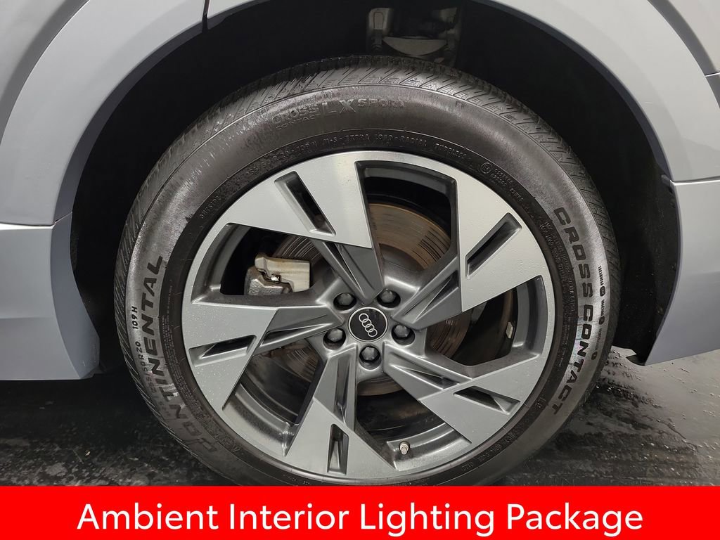 Used 2022 Audi e-tron Prestige w/ Prestige Package image 10