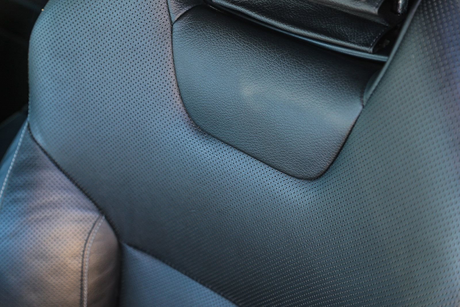 Used 2013 Mercedes-Benz SL 550 image 25