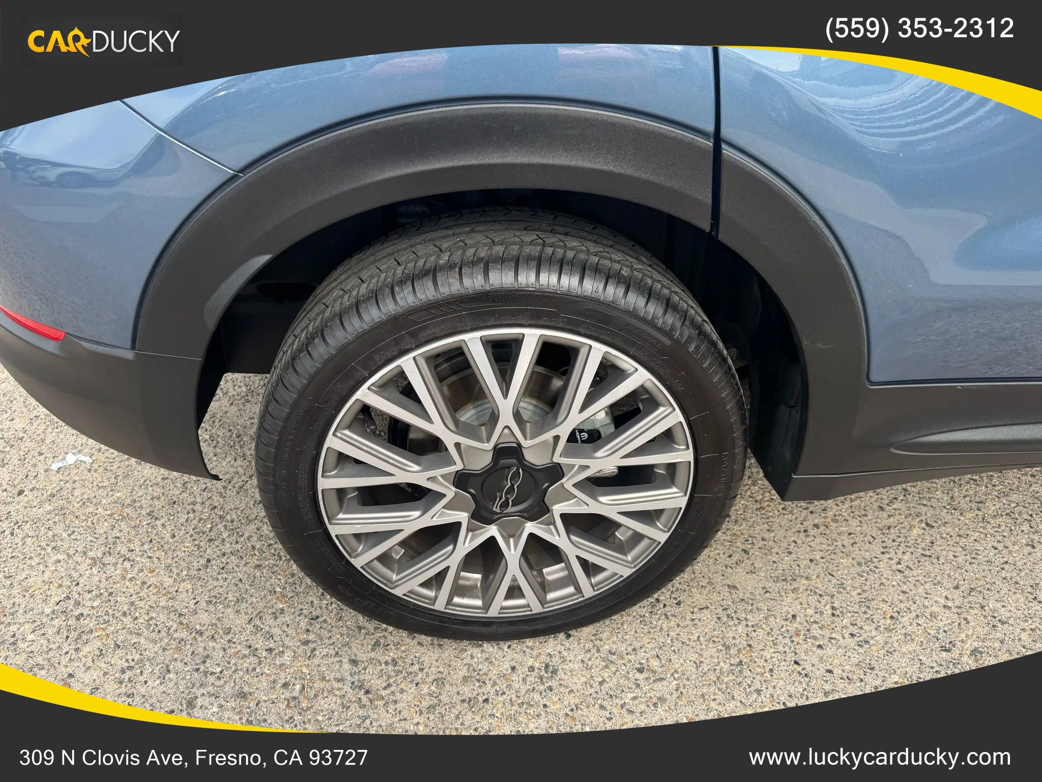 Used 2017 FIAT 500X Lounge w/ Advanced Safety Package image 25