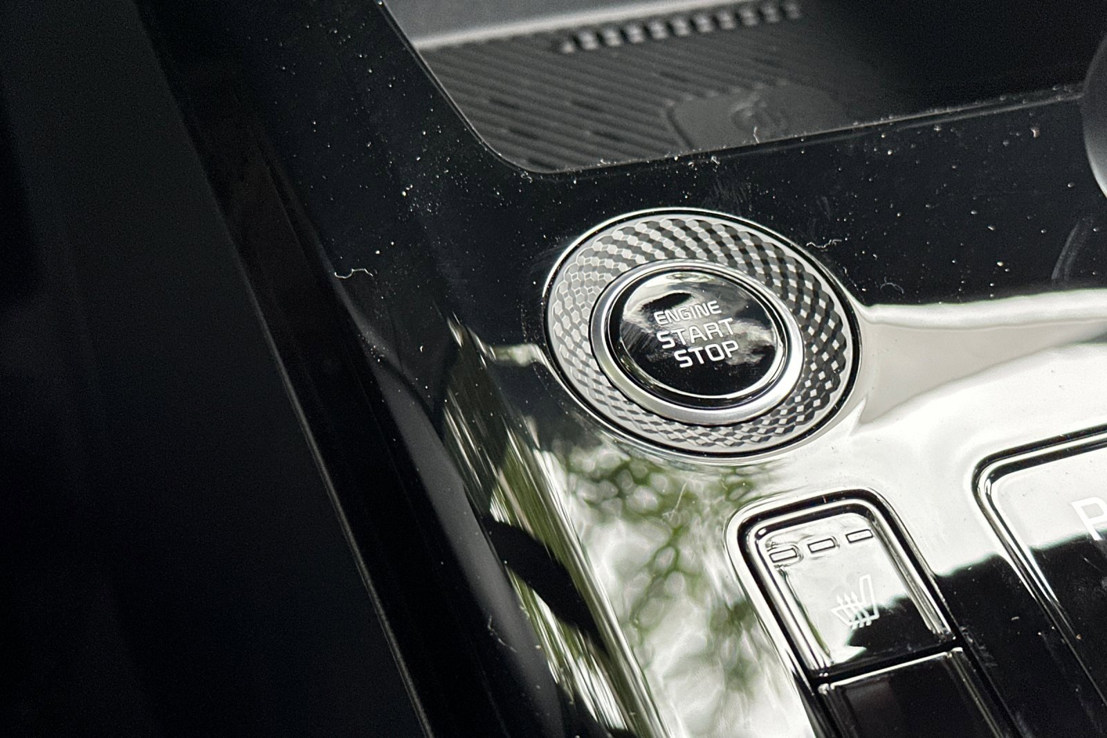 New 2025 Kia Niro EX image 19