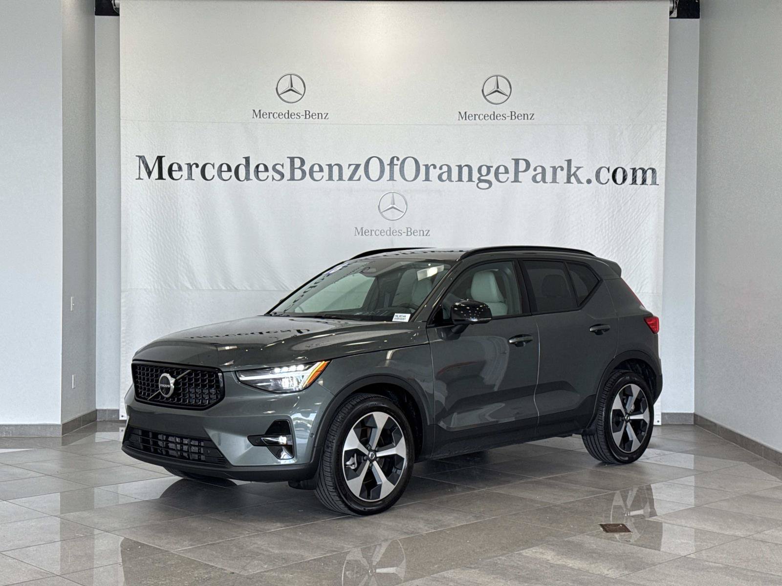 Used 2026 Volvo XC40 B5 Plus w/ Protection Package Premier