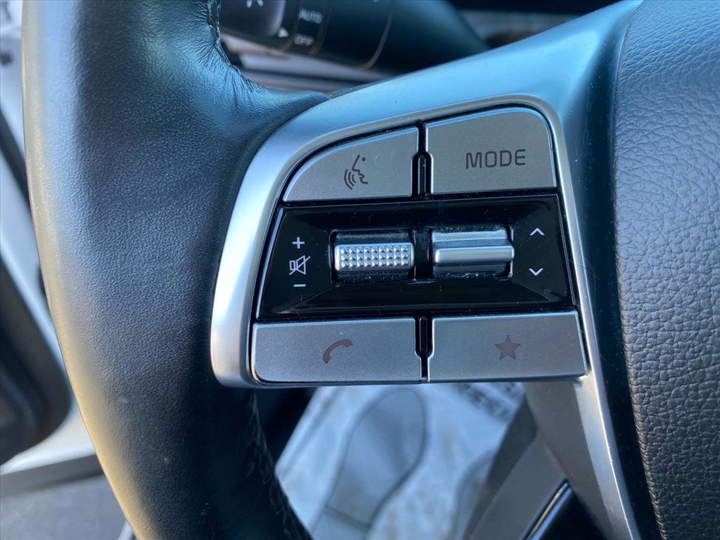 Used 2024 Kia Telluride EX w/ EX Captain's Chair Package image 20