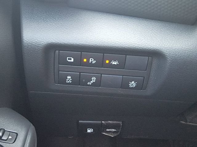 Used 2024 Nissan Kicks S image 30