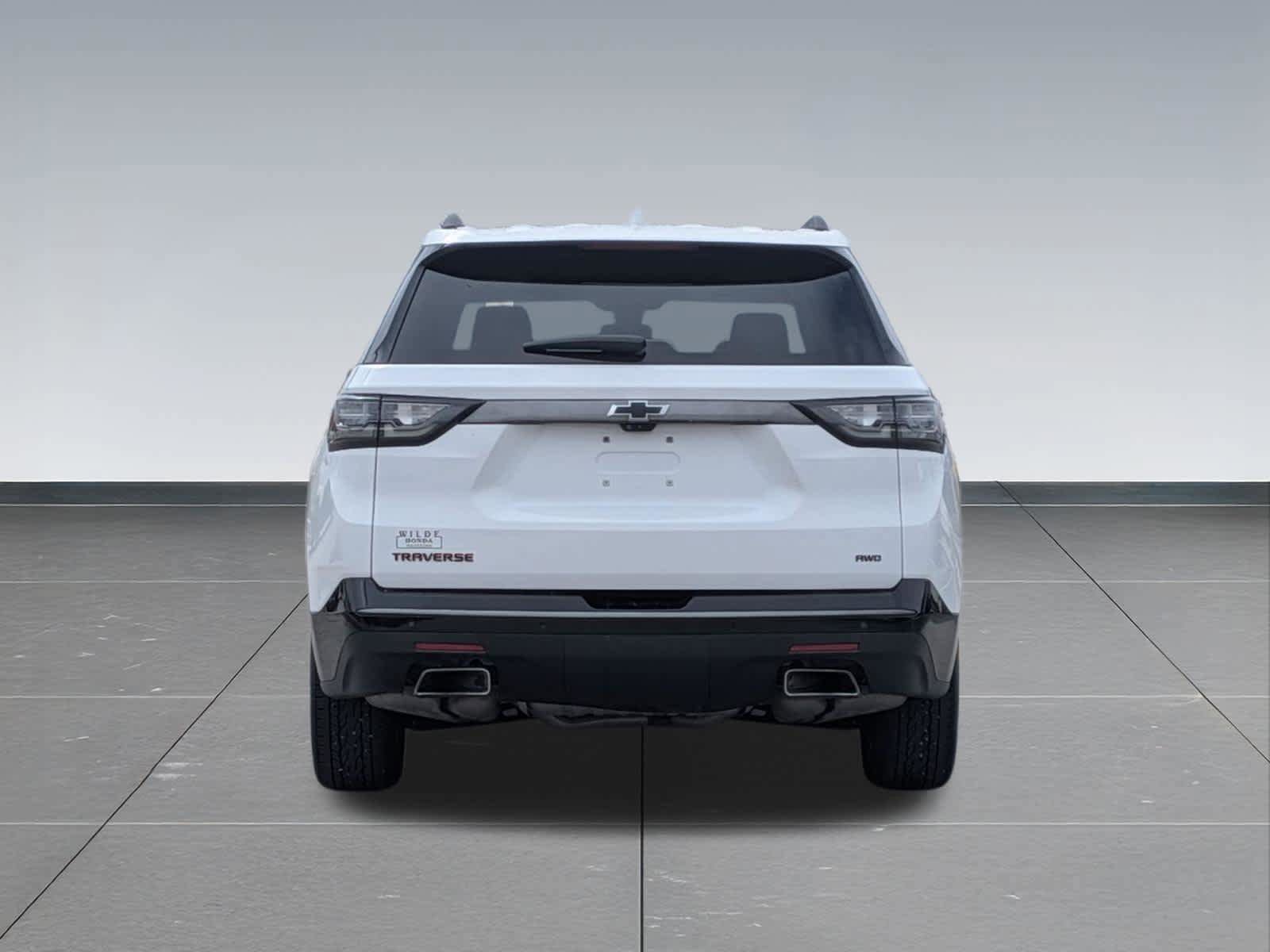 Used 2020 Chevrolet Traverse Premier w/ Redline Edition AWD/4WD image 5