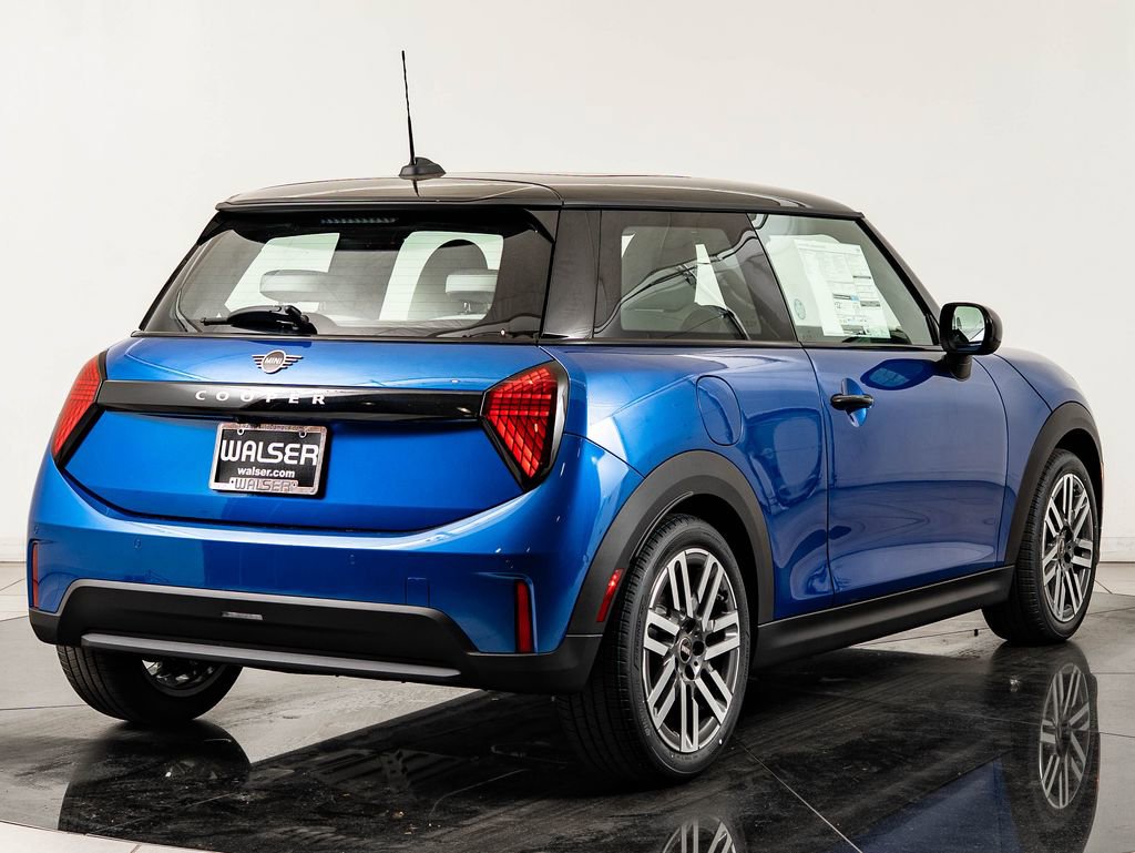 New 2026 MINI Cooper 2-Door Hardtop FWD image 10