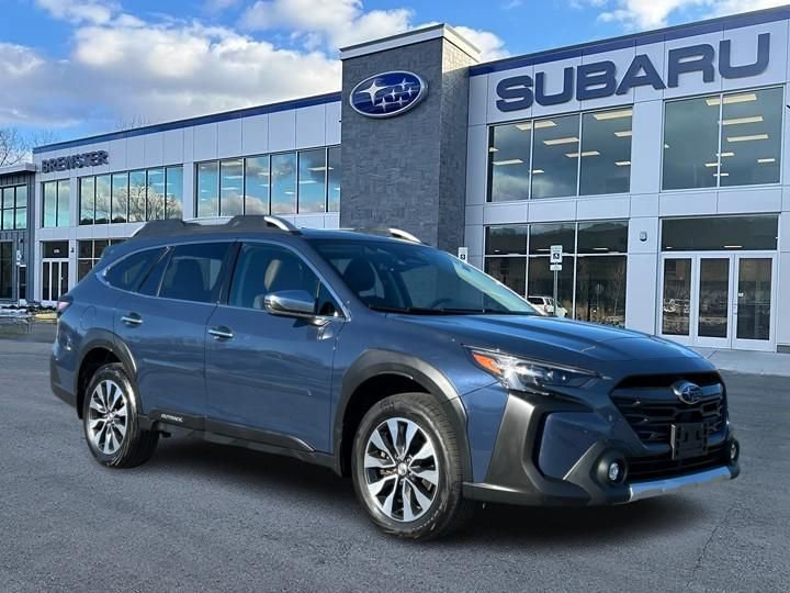 Used 2023 Subaru Outback Touring XT image 1