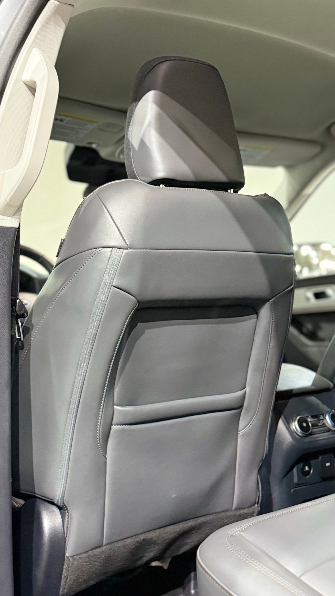 Used 2025 Ford Explorer Active w/ Active Comfort Package AWD/4WD image 58