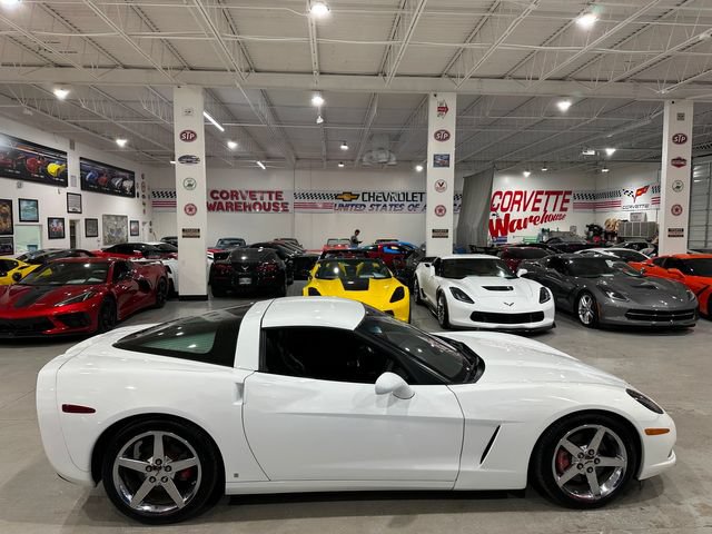Used 2007 Chevrolet Corvette Coupe w/ Preferred Equipment Group RWD image 6