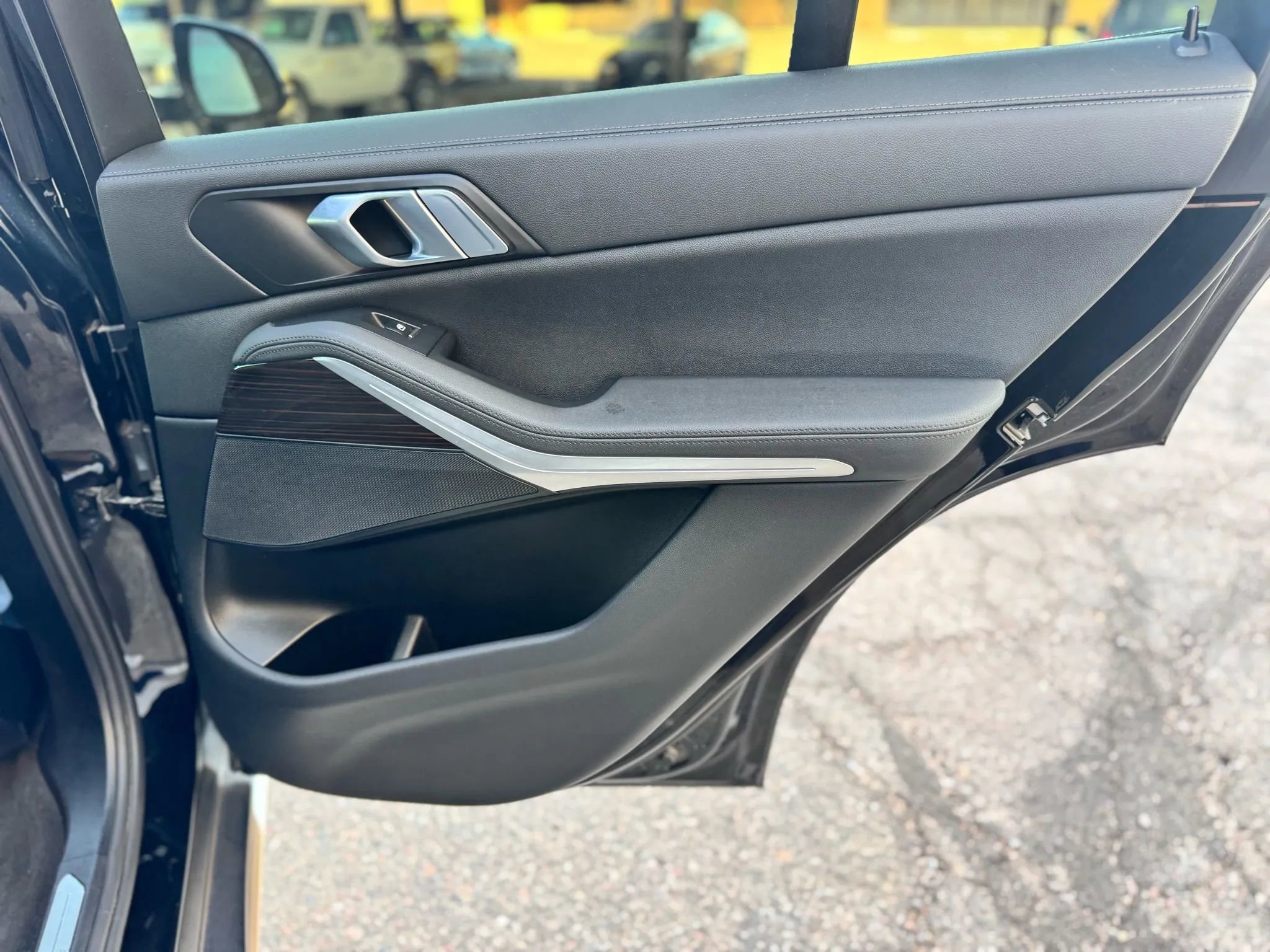 Used 2020 BMW X5 xDrive40i w/ Convenience Package image 19