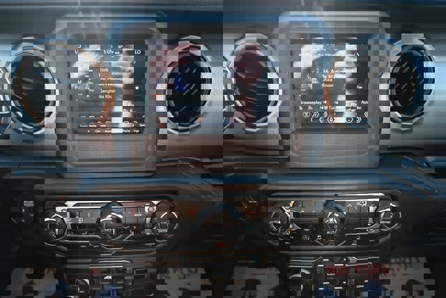 Used 2020 Jeep Gladiator Sport w/ Quick Order Package 24S image 32