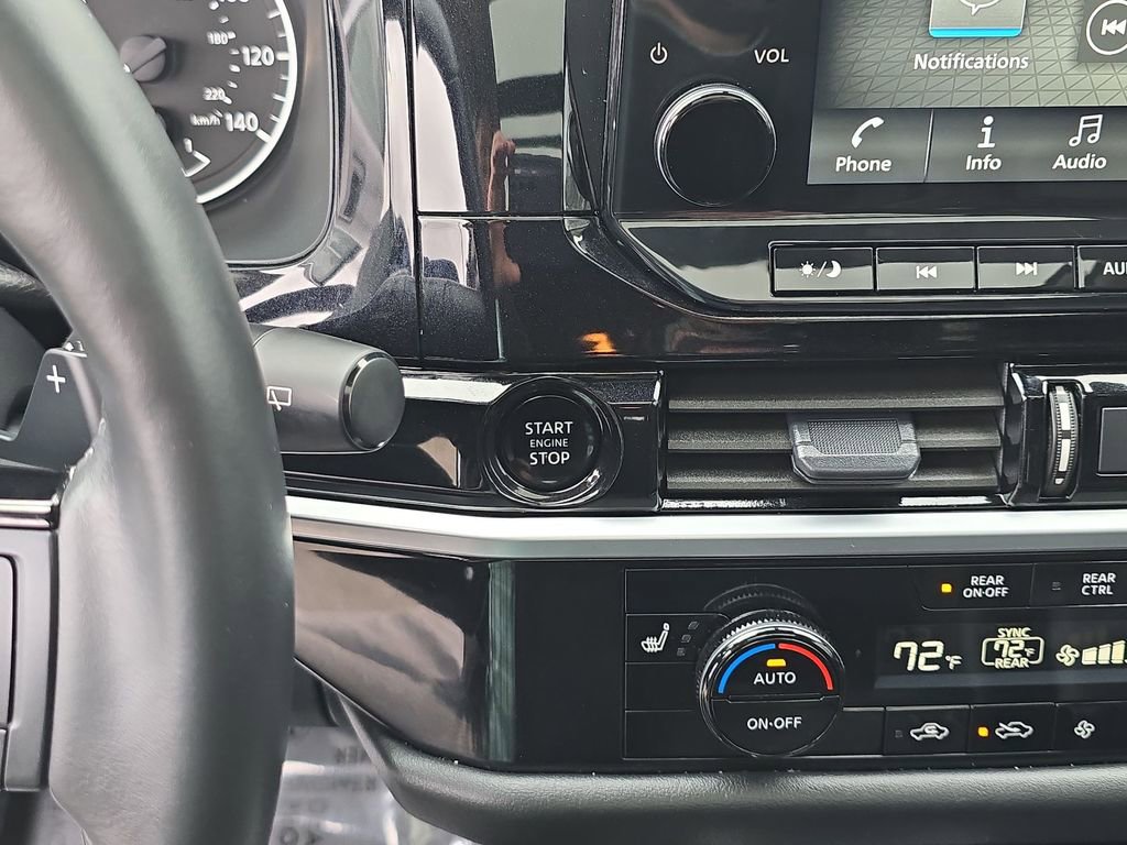 Used 2025 Nissan Pathfinder SL w/ SL Premium Package image 20