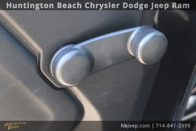 Used 2023 Jeep Wrangler Sport AWD/4WD image 11