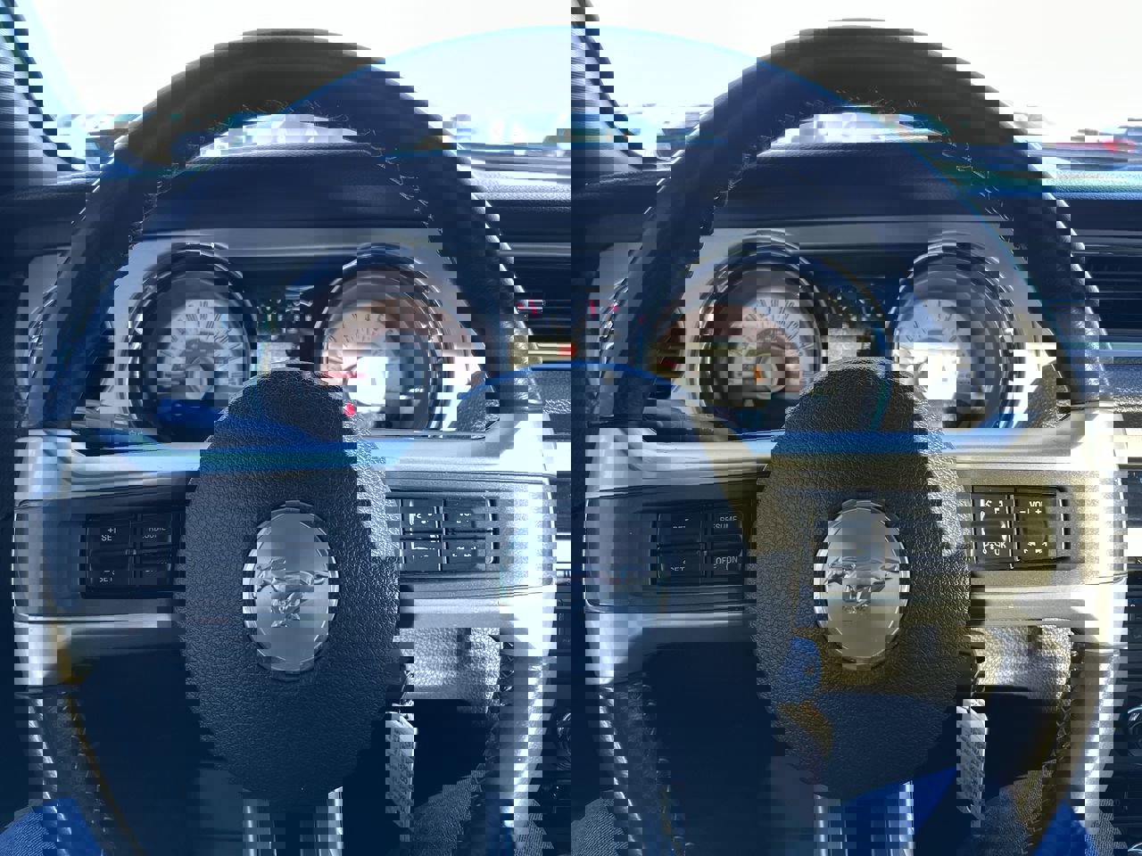 Used 2011 Ford Mustang GT Premium image 23