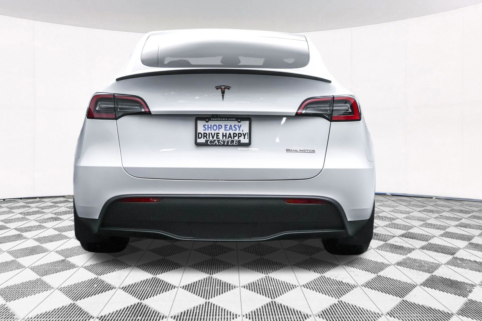Used 2024 Tesla Model Y Performance image 36