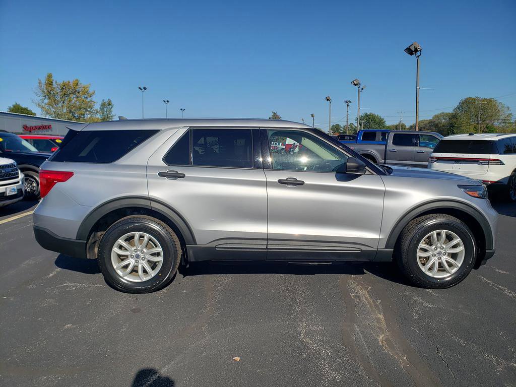 Used 2021 Ford Explorer 4WD w/ Class III Trailer Tow Package image 10