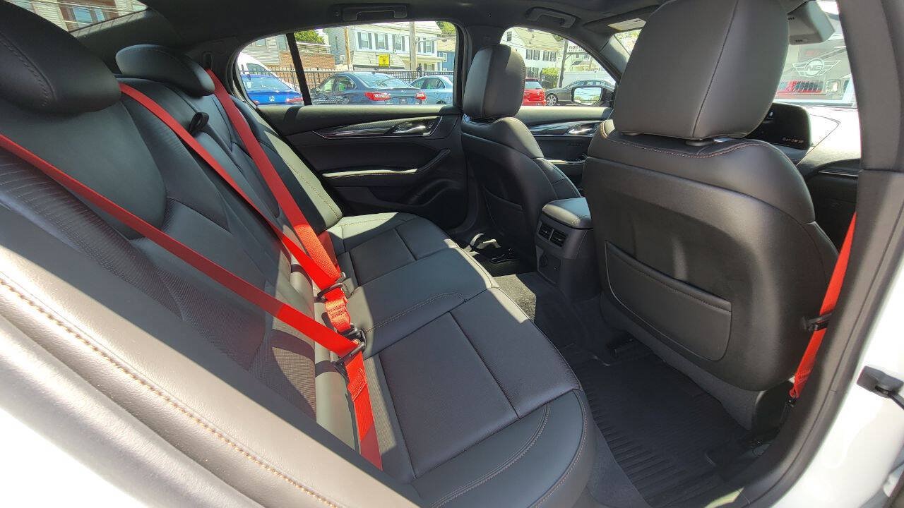 Used 2026 Cadillac CT5 V w/ LPO, ONYX Package AWD/4WD image 23