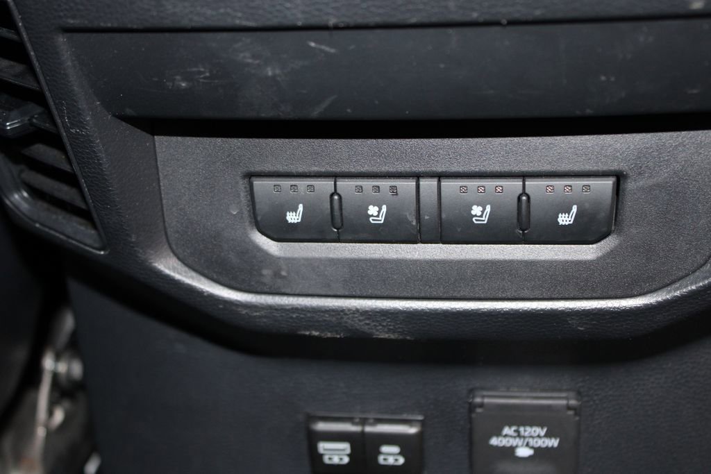 Used 2023 Toyota Tundra Platinum w/ Advanced Package image 34