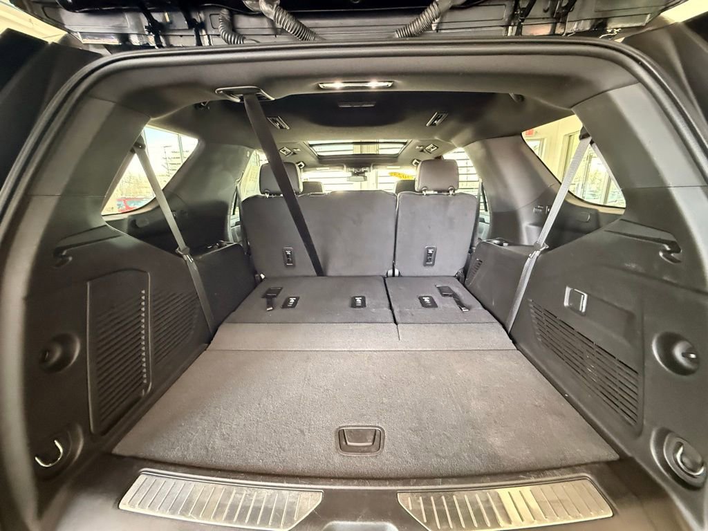 Used 2023 Chevrolet Tahoe RST image 13