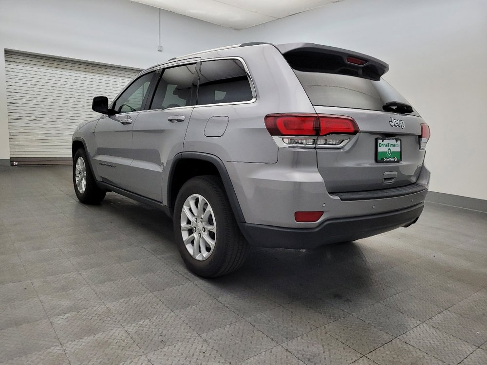 Used 2021 Jeep Grand Cherokee Laredo image 5