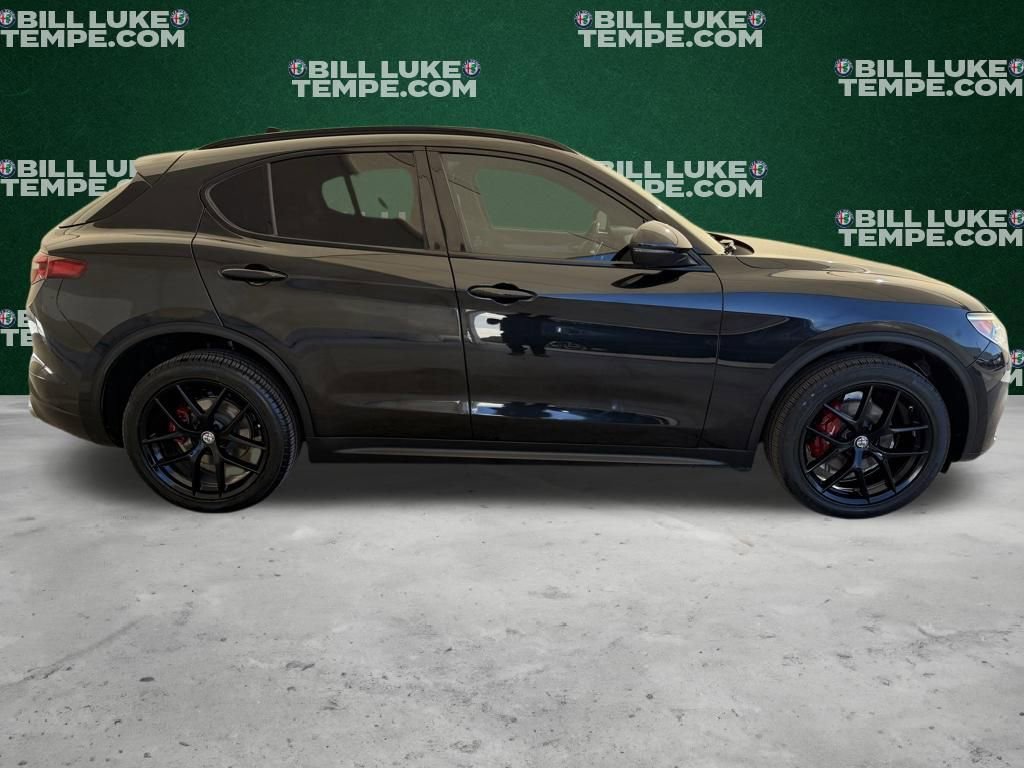 Used 2019 Alfa Romeo Stelvio Ti Sport w/ Quick Order Package 22S Sport image 4