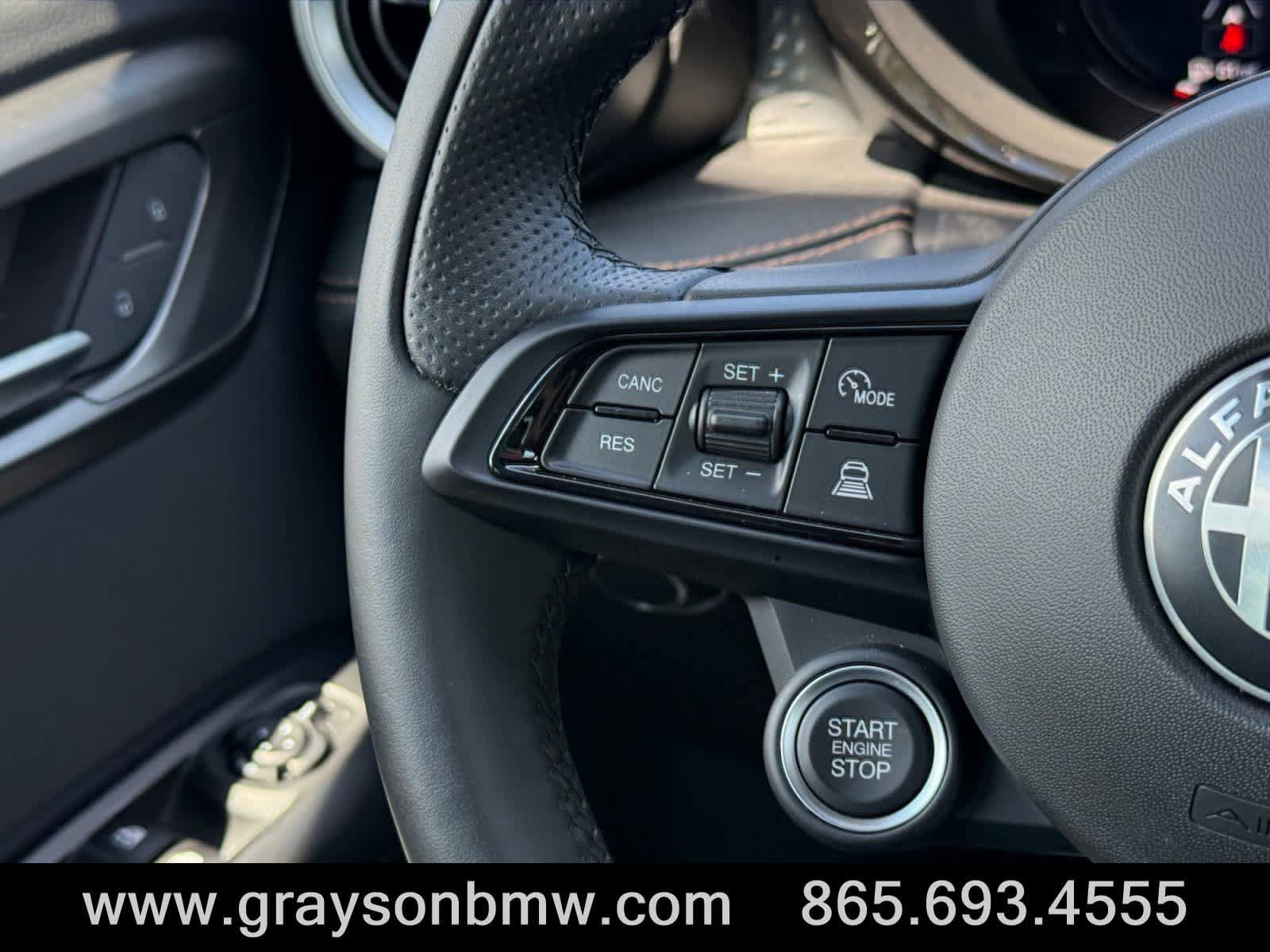 Used 2025 Alfa Romeo Tonale AWD/4WD image 18