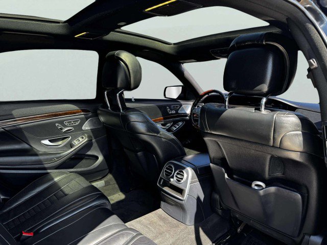 Used 2019 Mercedes-Benz S 560 4MATIC Sedan image 44
