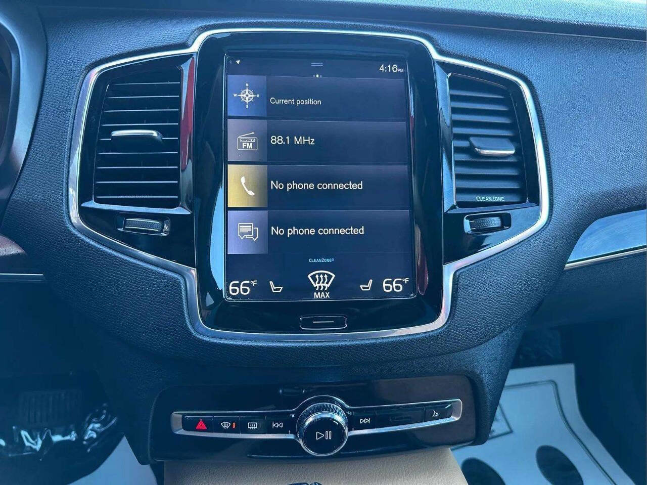 Used 2016 Volvo XC90 T6 Momentum image 20