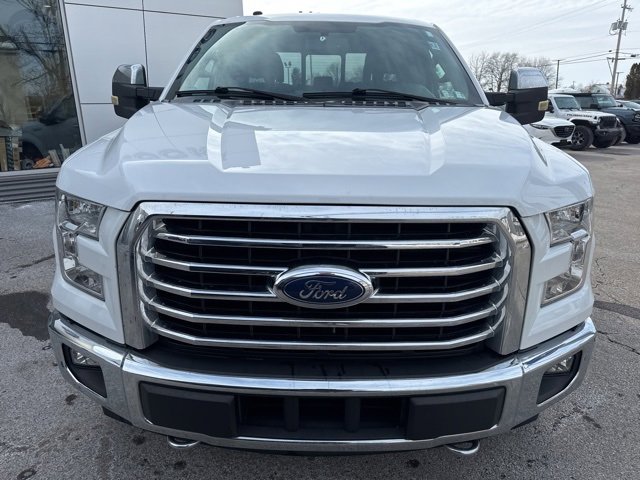 Used 2017 Ford F150 XLT w/ Equipment Group 302A Luxury image 3