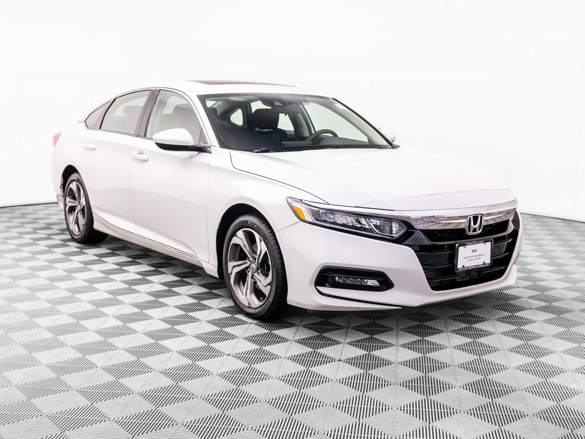 Used 2018 Honda Accord EX image 7