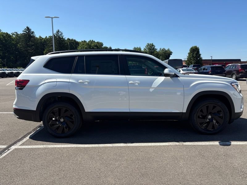New 2026 Volkswagen Atlas SE AWD/4WD image 2