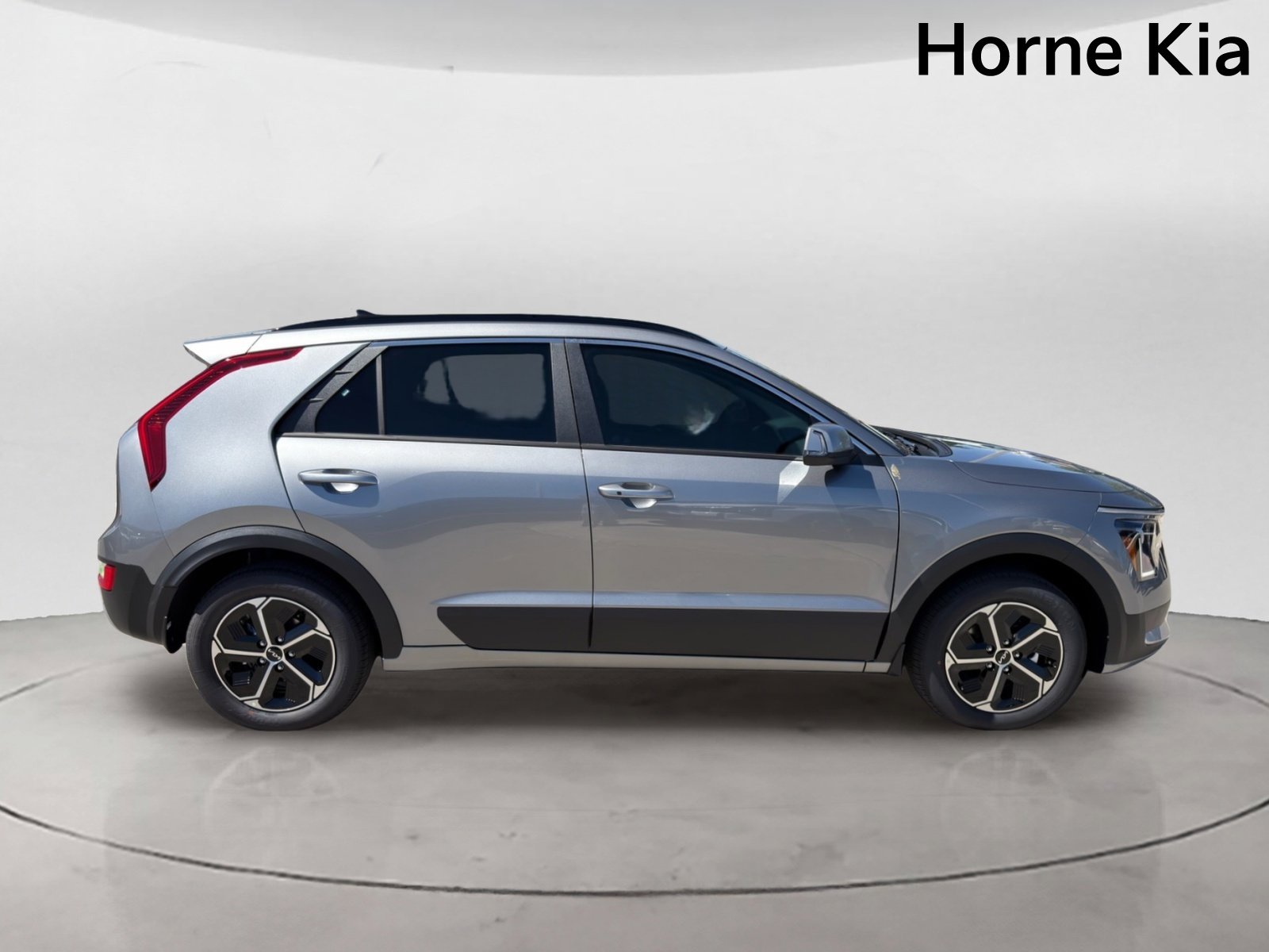 New 2026 Kia Niro EX FWD image 3