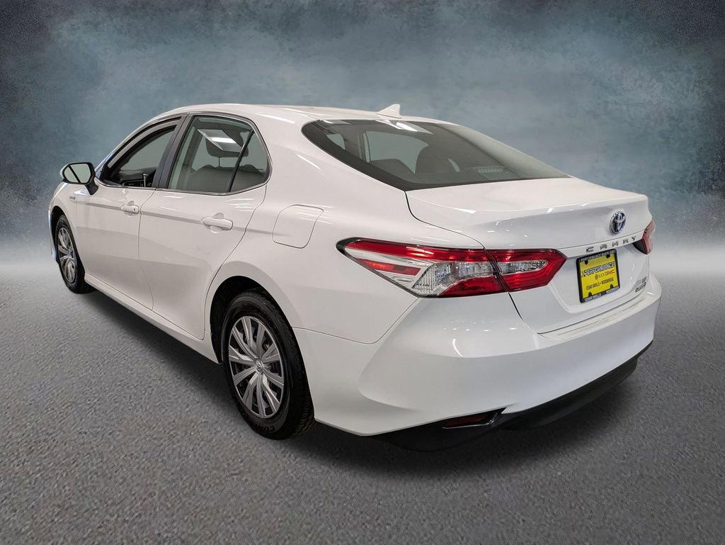 Used 2019 Toyota Camry LE FWD image 6