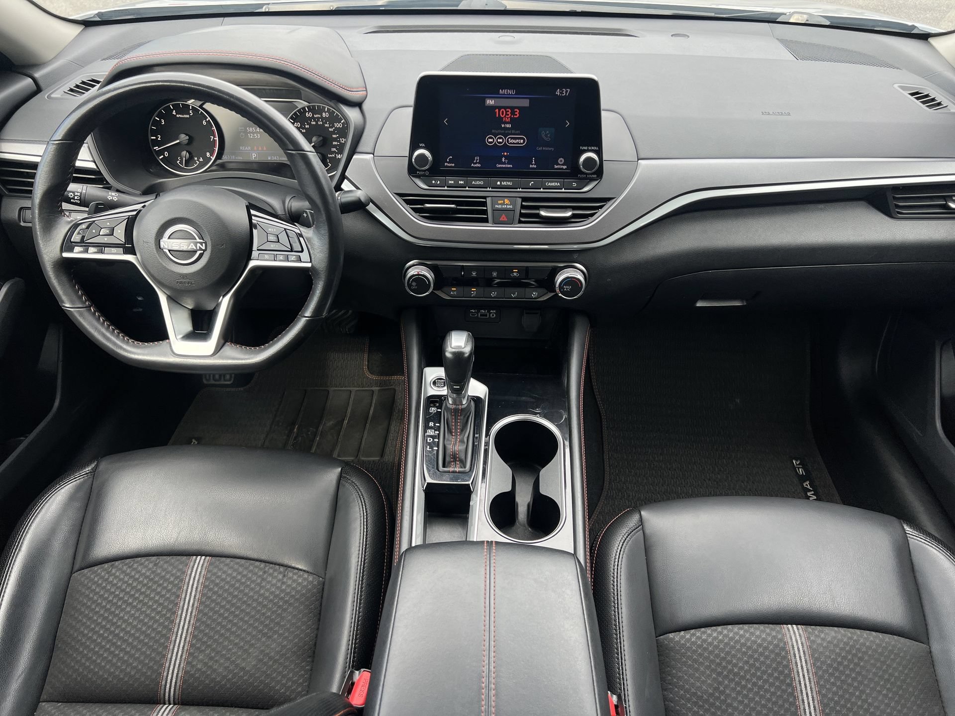 Used 2024 Nissan Altima 2.5 SR FWD image 2