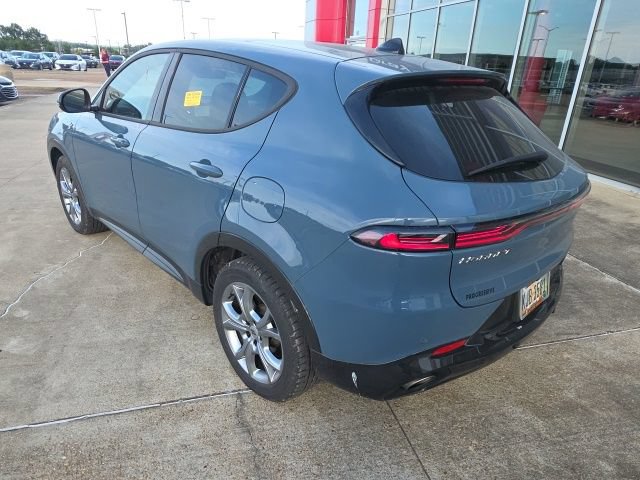 Used 2024 Dodge Hornet R/T Plus AWD/4WD image 13