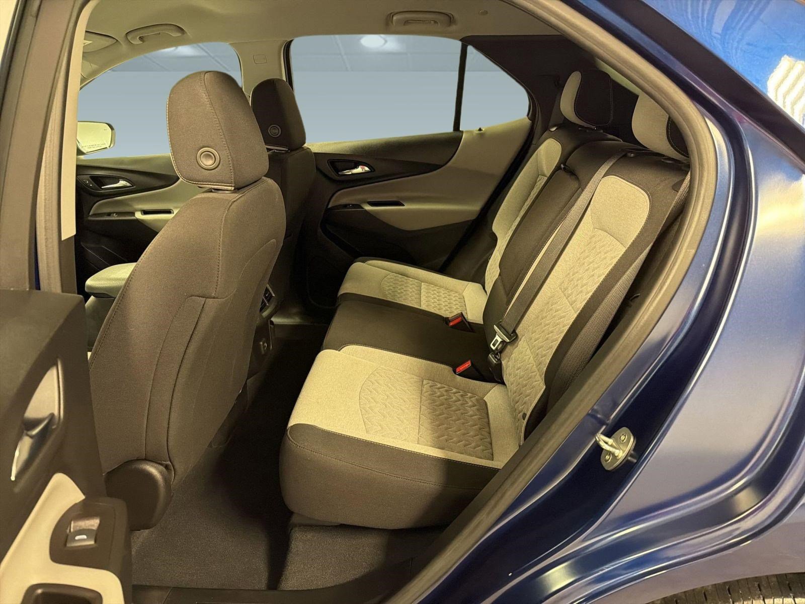 Used 2022 Chevrolet Equinox LS FWD image 14