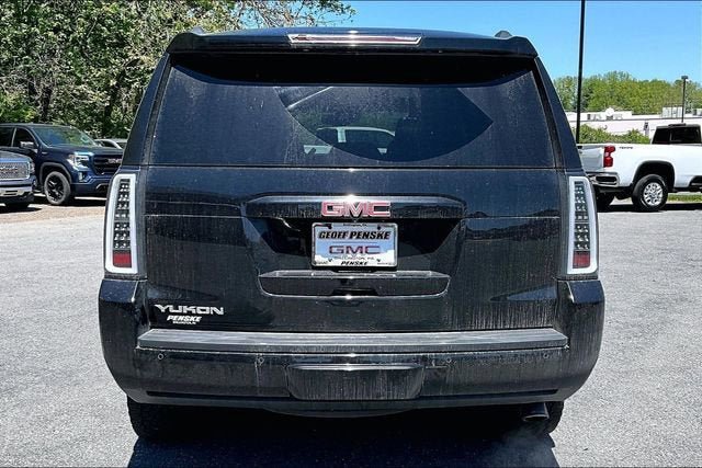 Used 2018 GMC Yukon SLT w/ Premium Edition AWD/4WD image 6