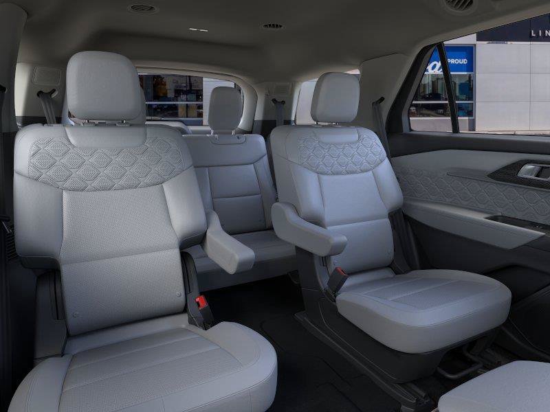 New 2026 Ford Explorer Platinum w/ LUX Leather Package AWD/4WD image 11