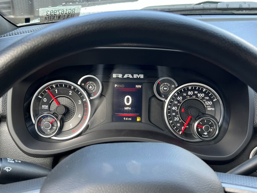 New 2024 RAM 3500 Tradesman image 25