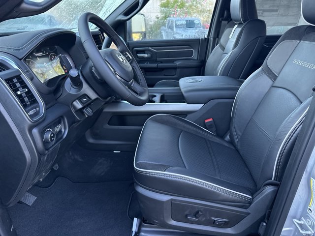 New 2026 RAM 2500 Laramie w/ Sport Appearance Package AWD/4WD image 9