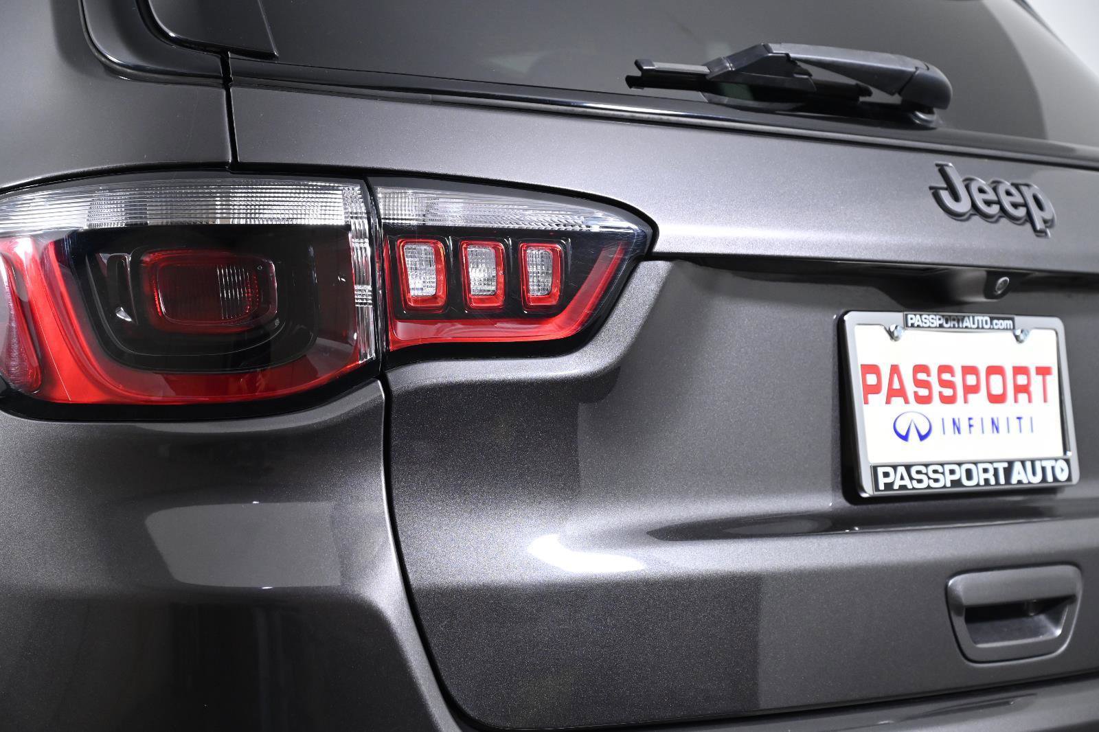 Used 2021 Jeep Compass Latitude image 6