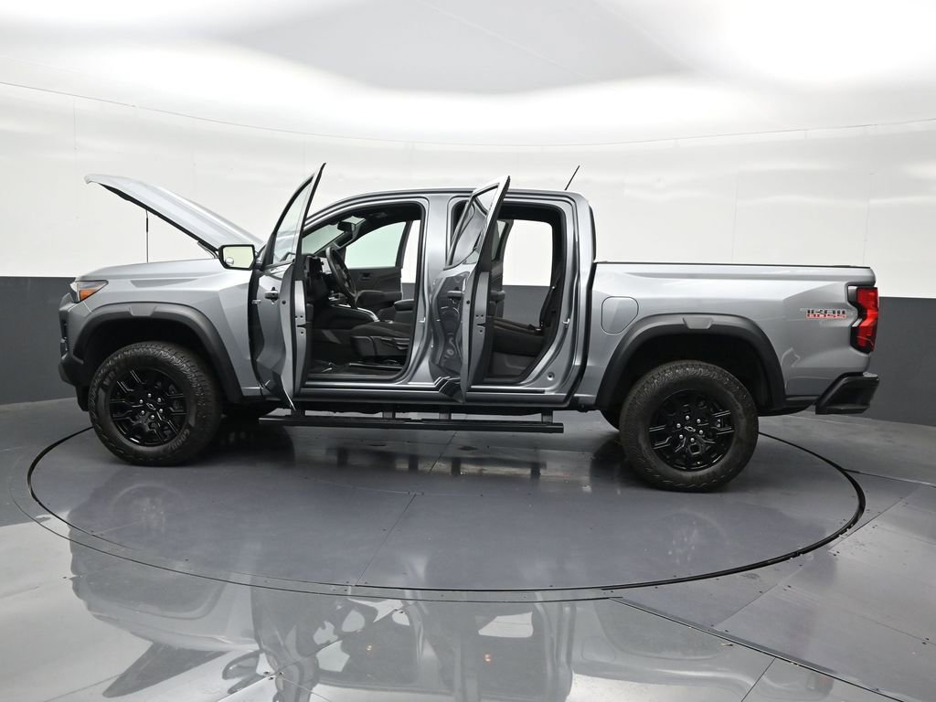 Used 2025 Chevrolet Colorado Trail Boss image 33