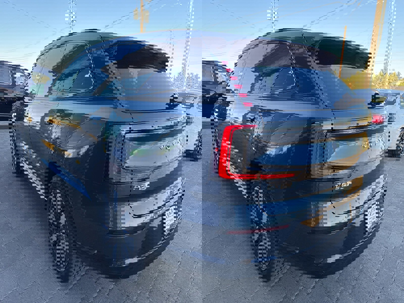 New 2025 Volvo EX90 Ultra image 3