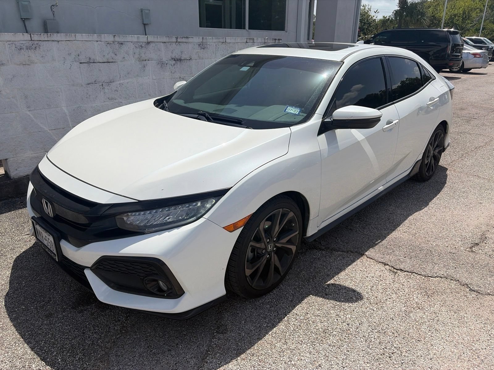 Used 2019 Honda Civic Sport Touring image 1