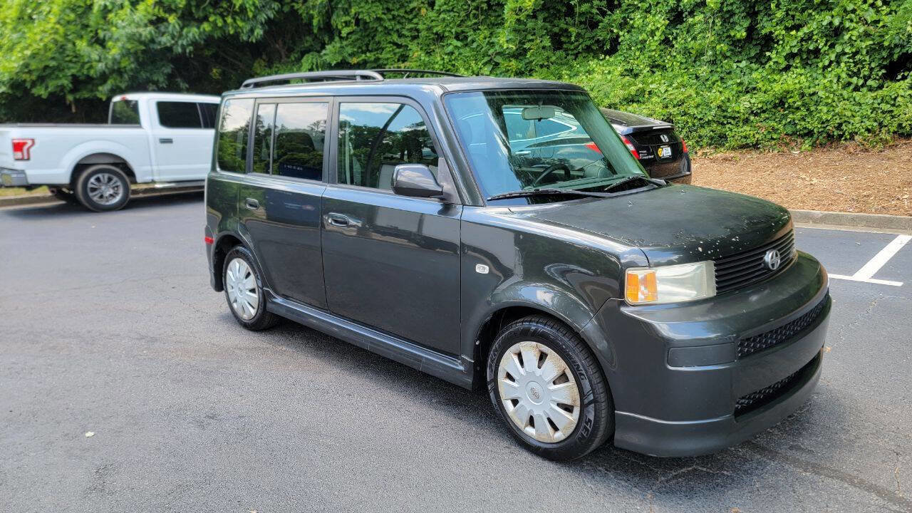 Used 2006 Scion xB FWD image 3