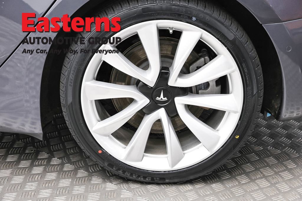 Used 2018 Tesla Model 3 Long Range image 8