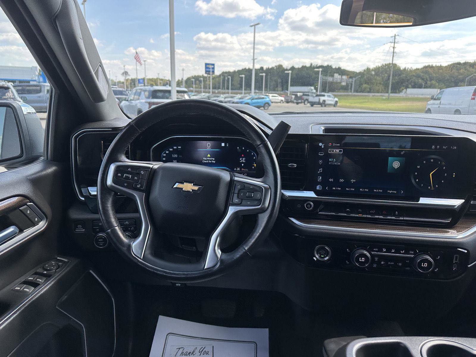 Used 2022 Chevrolet Silverado 1500 LT image 17