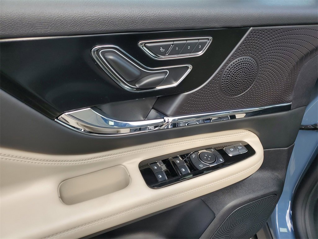 New 2026 Lincoln Corsair Grand Touring image 19