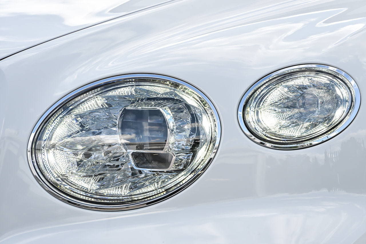 New 2026 Bentley Bentayga AWD/4WD image 7