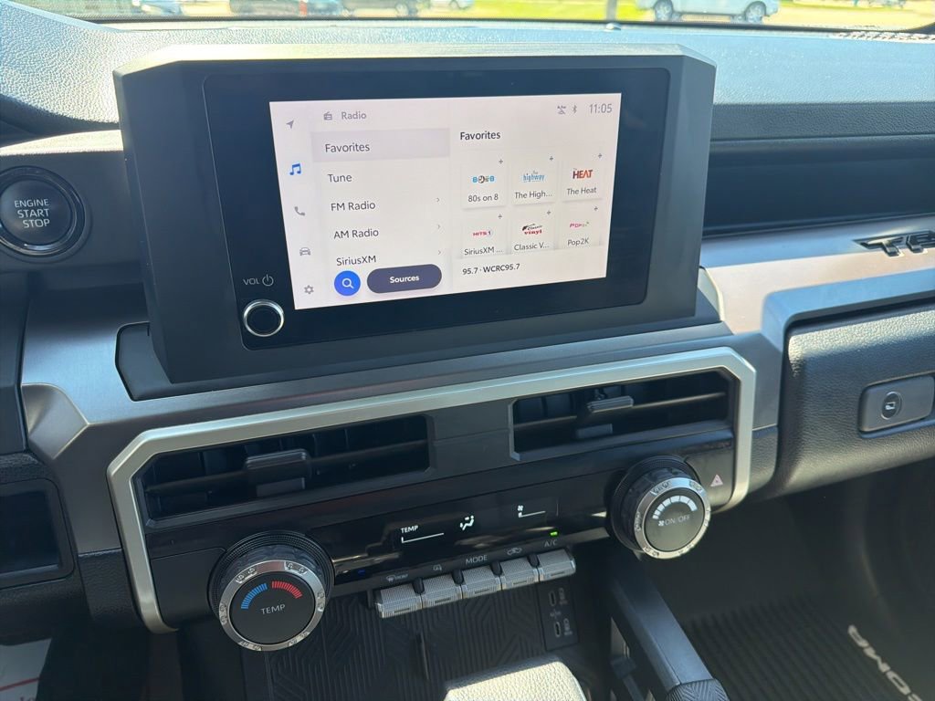 Certified 2024 Toyota Tacoma SR5 AWD/4WD image 15